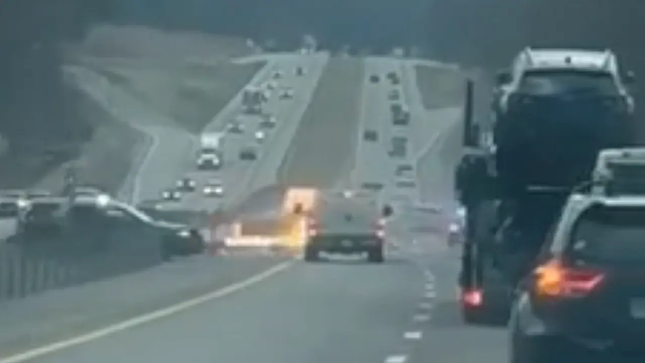 Nữ tài xế vô tội thiệt mạng trong cuộc truy đuổi của cảnh sát